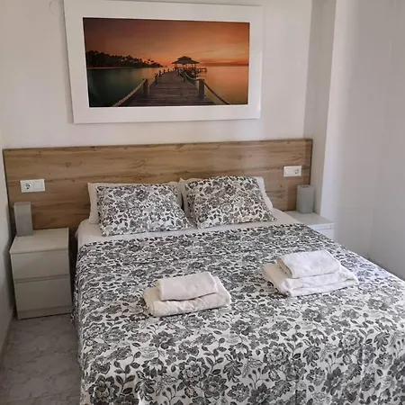 Panoramic Sea Views Apartment *