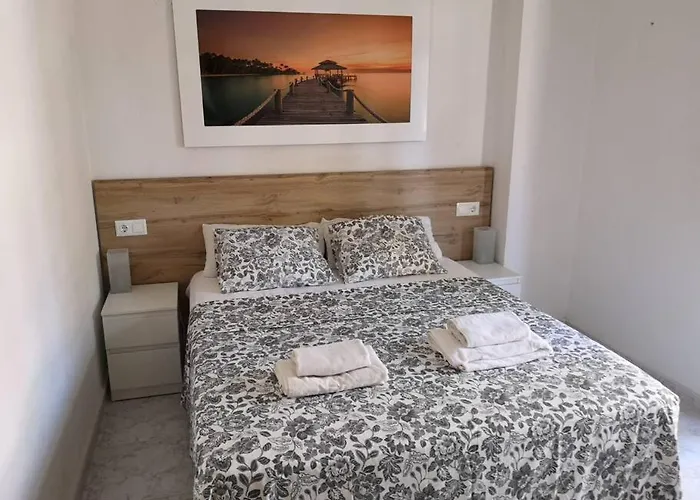 Panoramic Sea Views Apartment *